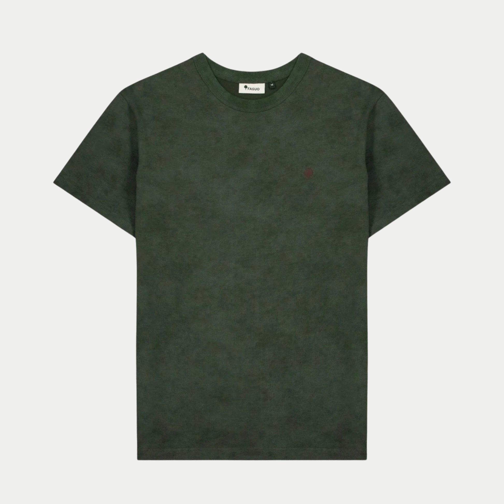 T-shirt Lugny vert foncé Faguo à plat, face : double teinture nuagée et broderie arbre bordeaux sur la poitrine