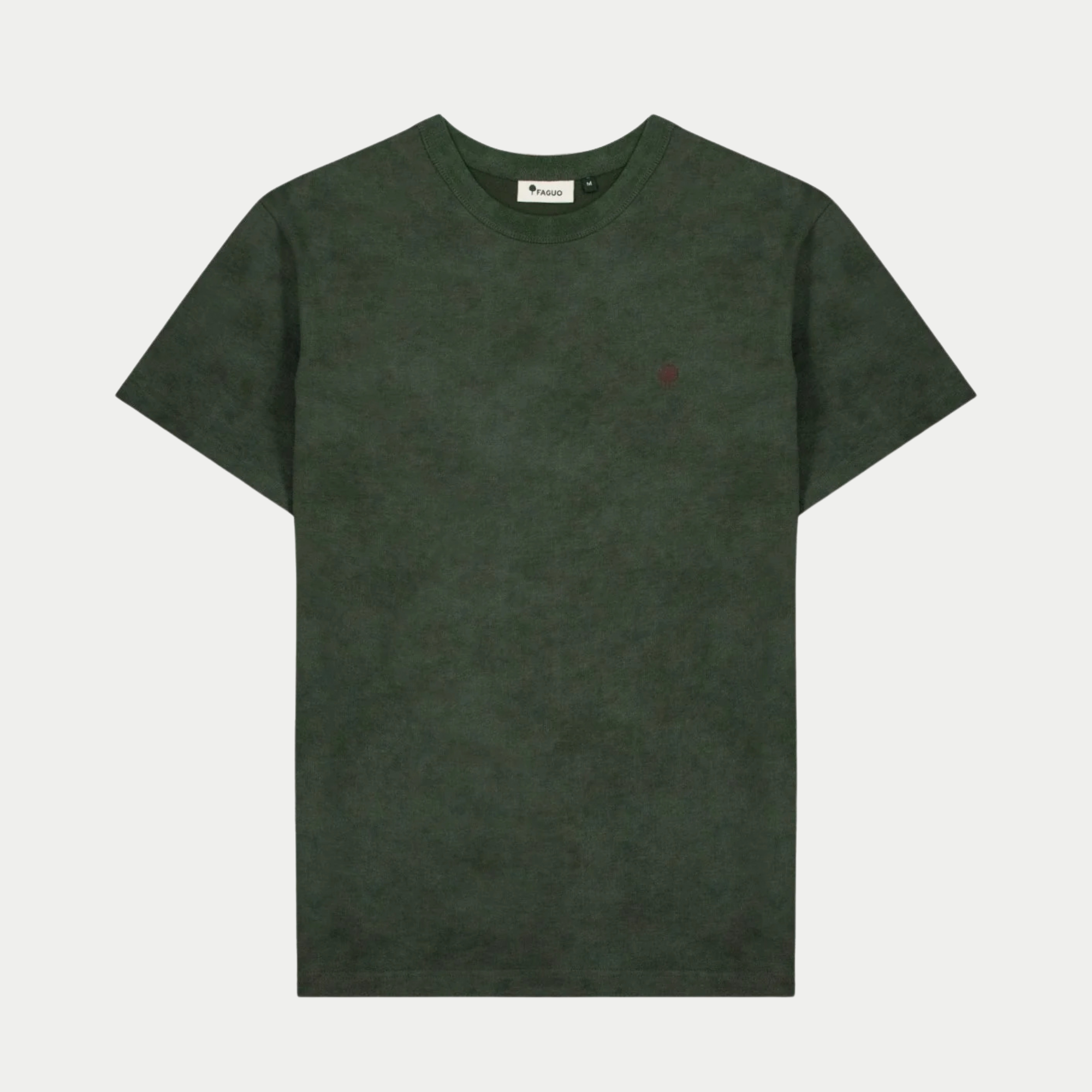 T-shirt Lugny vert foncé Faguo à plat, face : double teinture nuagée et broderie arbre bordeaux sur la poitrine