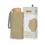 Mini parapluie Elise vert olive clair dans sa housse assortie, coffret Anatole et poignée en bois apparente