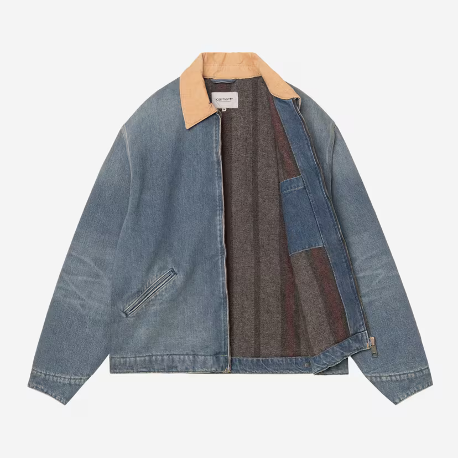 Veste OG Detroit Carhartt WIP ouverte : doublure couverture rayée brune et bordeaux, col camel contrastant