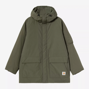 Parka Stanwood Carhartt WIP Cypress vert kaki vue de face à plat, capuche, deux poches à rabat et Square Label