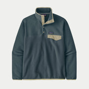 Polaire Lightweight Snap-T Patagonia Summit Blue à plat de face : patte 4 pressions et poche à rabat sable, col montant