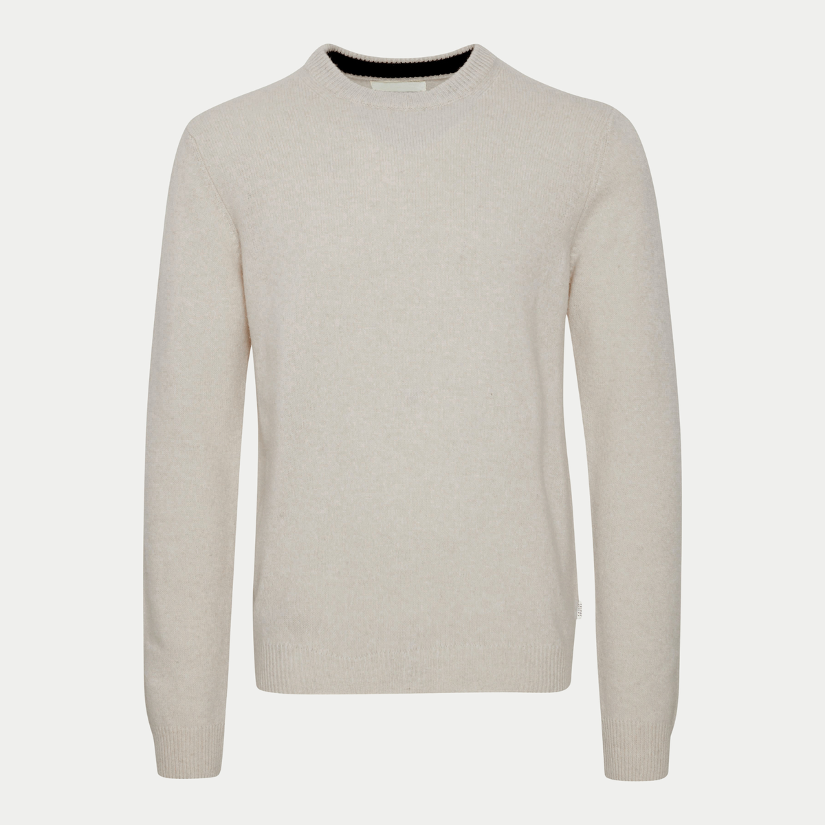 Pull col rond en laine d'agneau écru Light Sand Melange, vu de face à plat, col rond et poignets côtelés