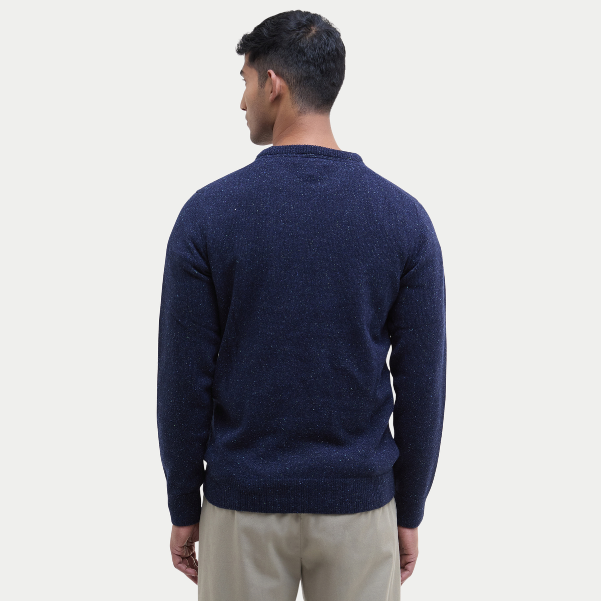 Pull Barbour Tisbury bleu marine vu de dos, emmanchures façonnées
