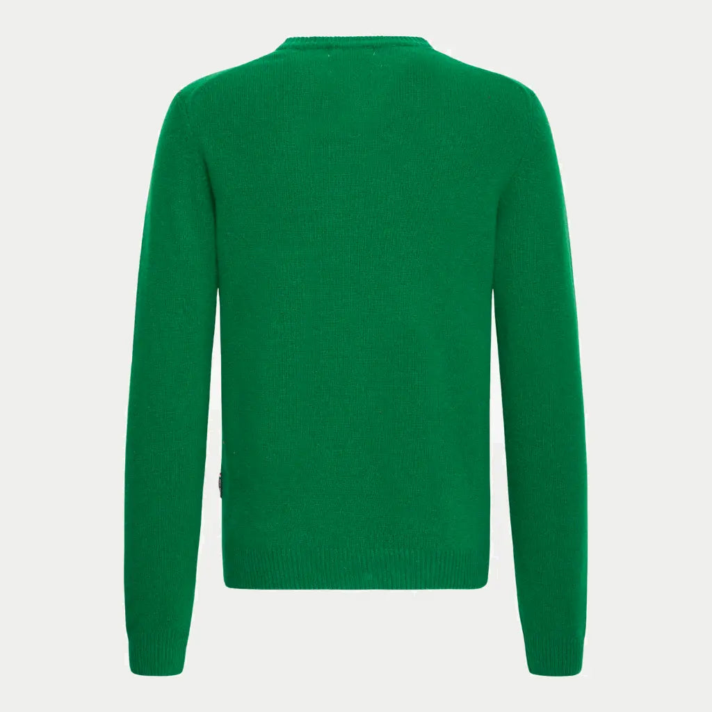 Dos du pull vert gazon, maille duveteuse et petite étiquette tissée en couture latérale