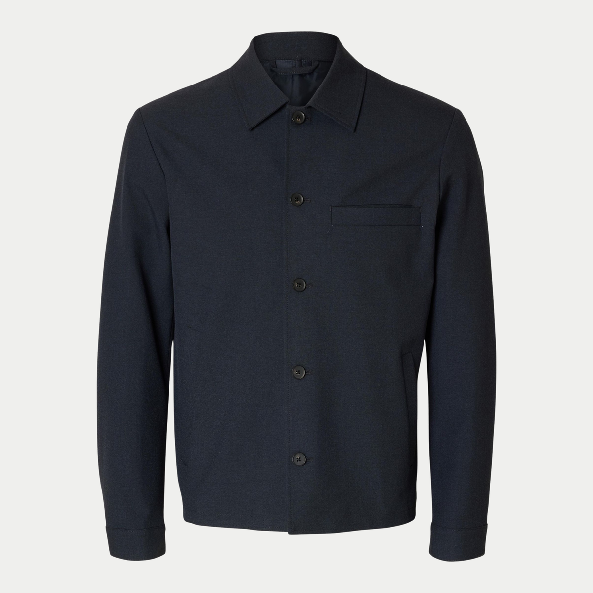 Surchemise habillée Robert bleu marine Selected Homme - vue de face à plat, col chemise et poche poitrine passepoilée