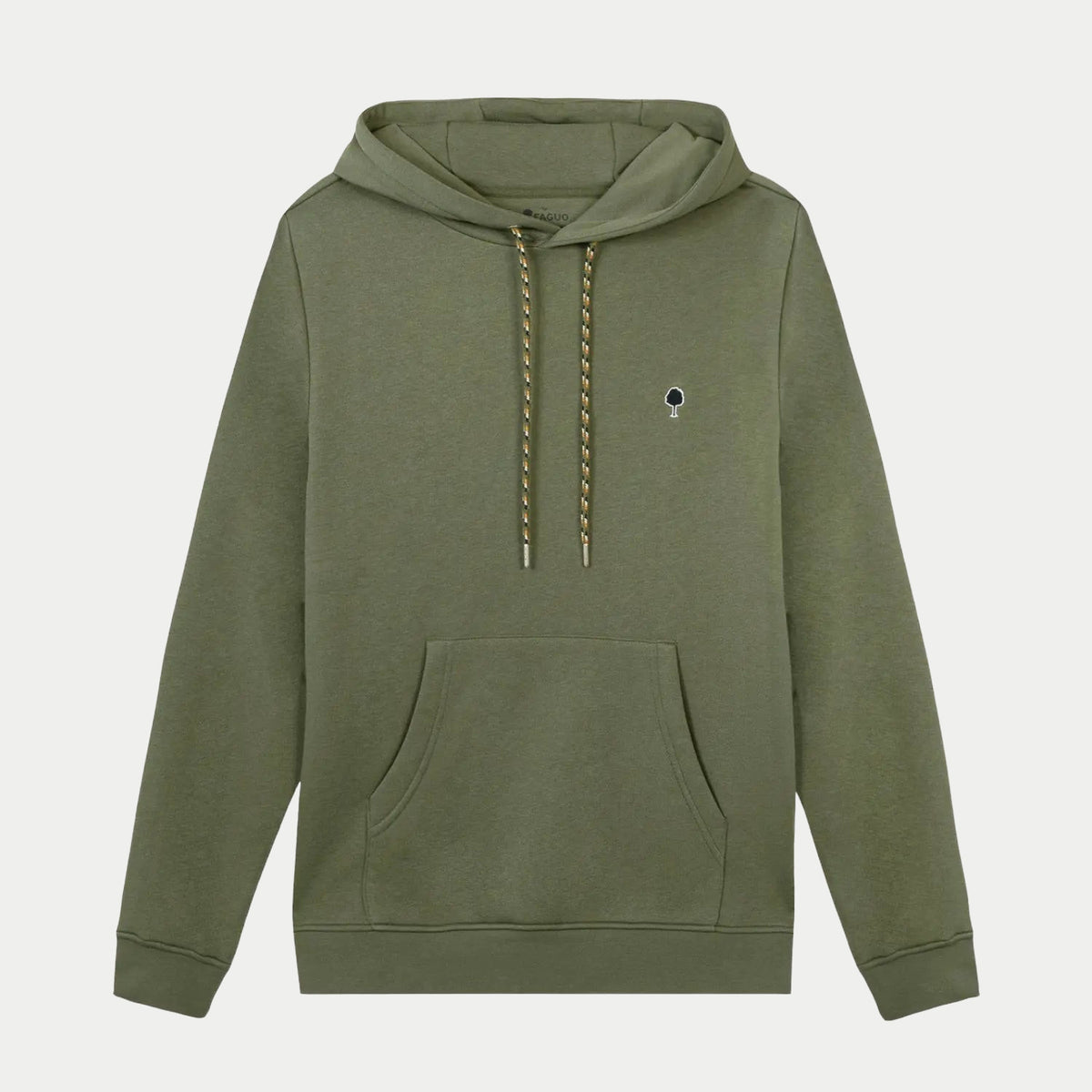 Sweat à capuche Dirac kaki Faguo vu de face à plat : poche kangourou, cordons tressés et petit arbre brodé sur la poitrine