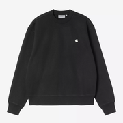 Sweat Mack Carhartt WIP noir à plat de face, col rond côtelé et 'C' Logo brodé écru sur la poitrine