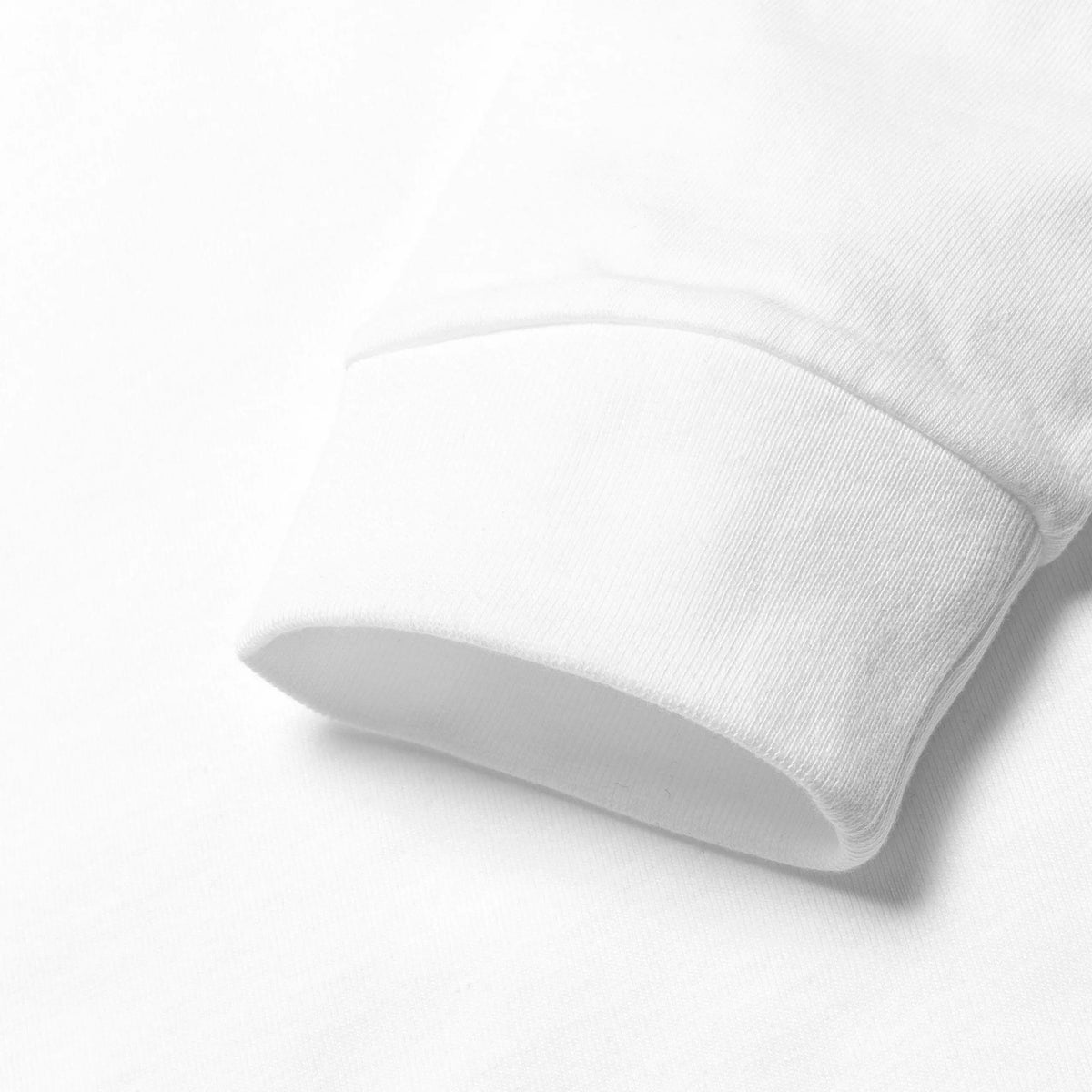 Détail du poignet côtelé en bas de manche du T-shirt manches longues Chase blanc Carhartt WIP