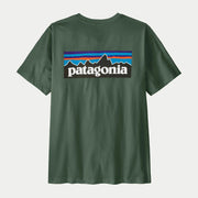 T-shirt P-6 Logo Patagonia Canopy Green, dos à plat avec le grand logo P-6 sérigraphié montagnes et lettrage blanc