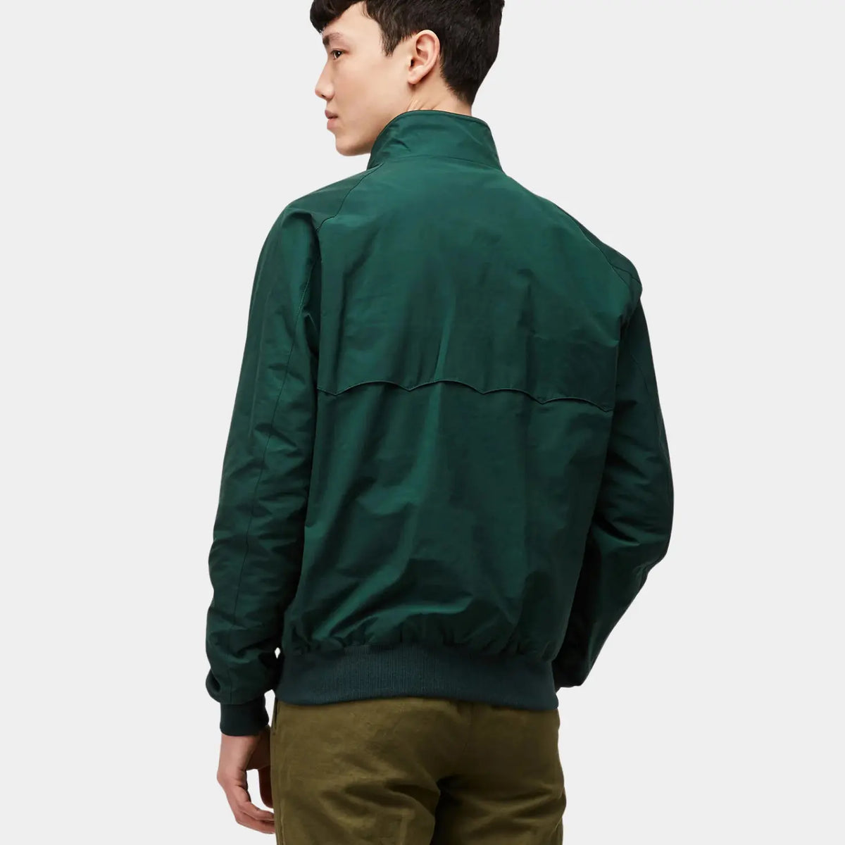 Dos de la G9 Racing Green : empiècement ombrelle festonné, manches raglan et taille côtelée