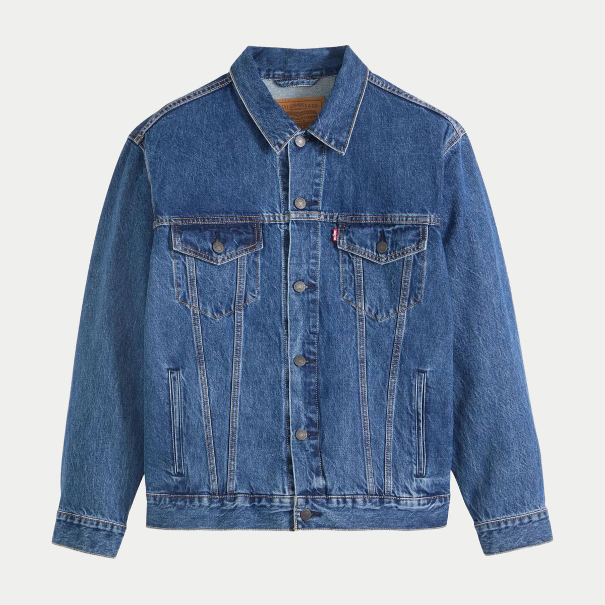 Veste Levi's Trucker Relaxed Fit Million Dollar, denim bleu moyen délavé, vue à plat de face boutonnée