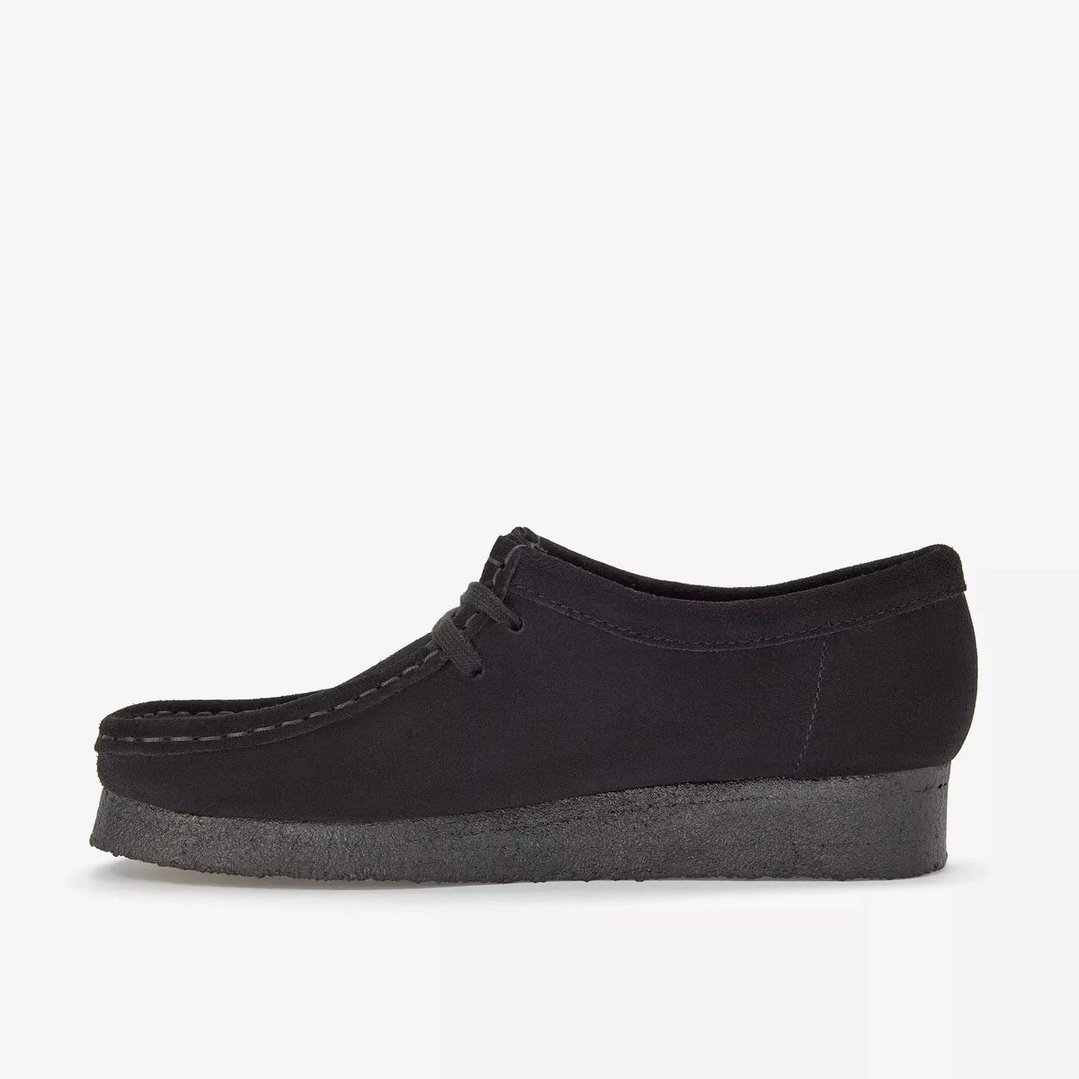 Wallabee noire vue de profil intérieur, suède mat et semelle crêpe noire